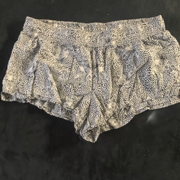 Victoria's Secret Other - Victoria's Secret Black and Gray Patterned Panties